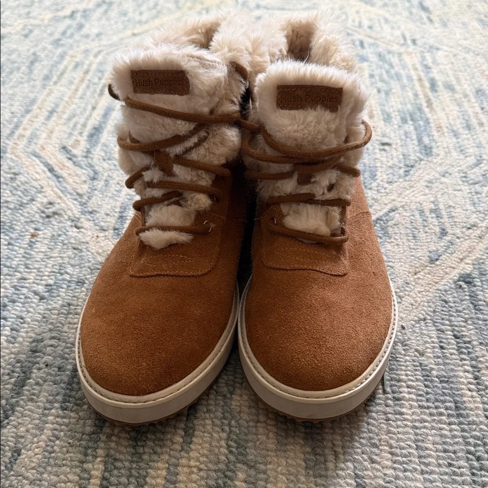 The Hush Puppies Men’s Suede With Faux Fur Bounce Plus Boot Size 12M